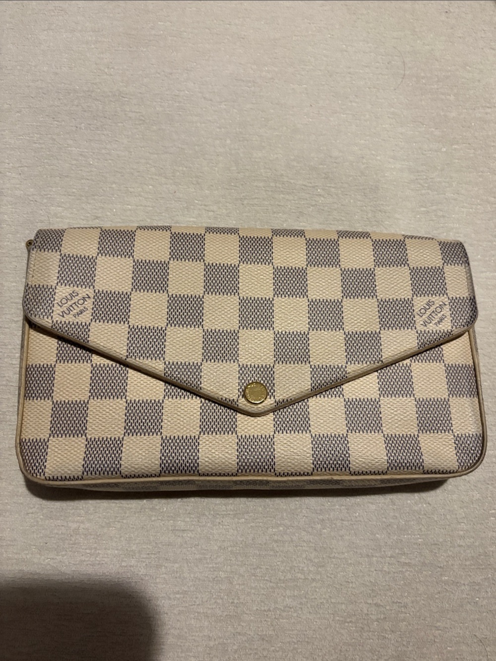 Louis Vuitton Damier Pochette Félicie
